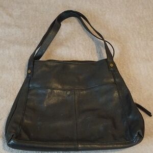 Elegant Black Leather Shoulder Bag